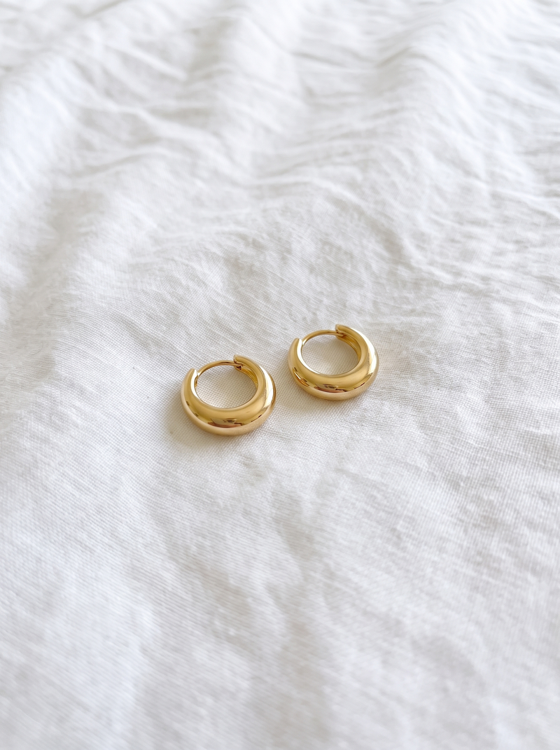 Earrings & Rings – Lune crescent huggie earrings